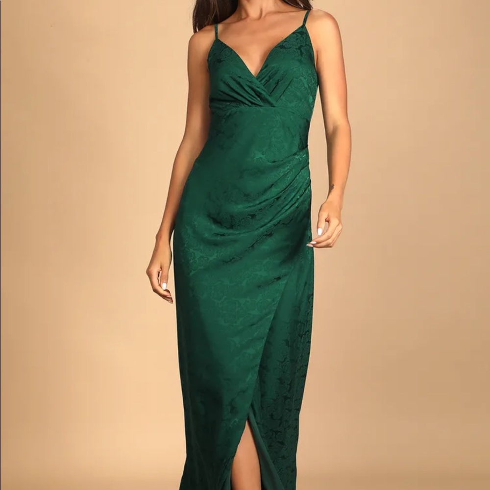 Lulu’s Perfectly Primped Emerald Green Floral Satin Jacquard Maxi Dress
